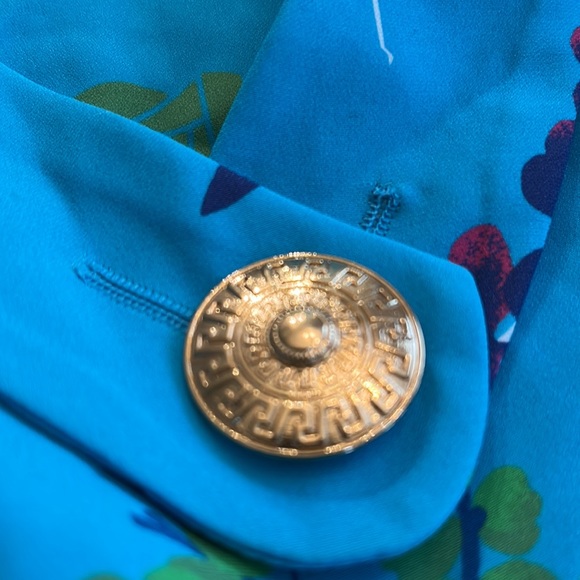 How cute is this Versace dress made for H&M - Picture 3 of 7